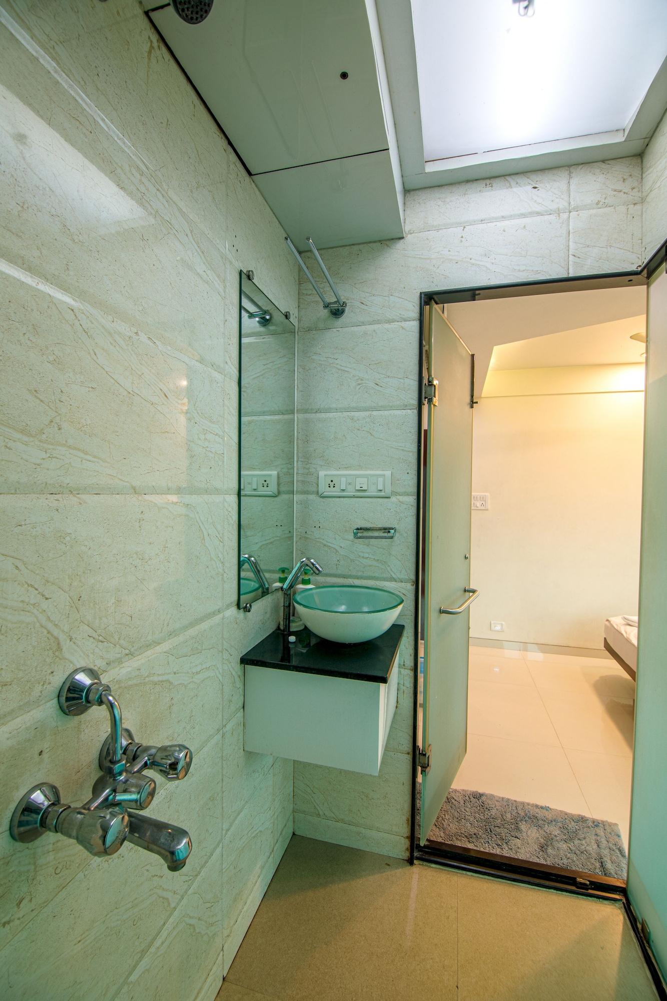 La Hotel Metro Near Bkc Bombaj Zewnętrze zdjęcie